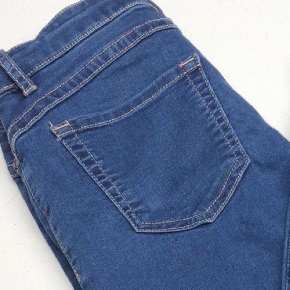 LIKE NEW BEBE LACE UP SKINNY JEANS 27x28 RETRO BEBE STYLE 😎 - Picture 9 of 14